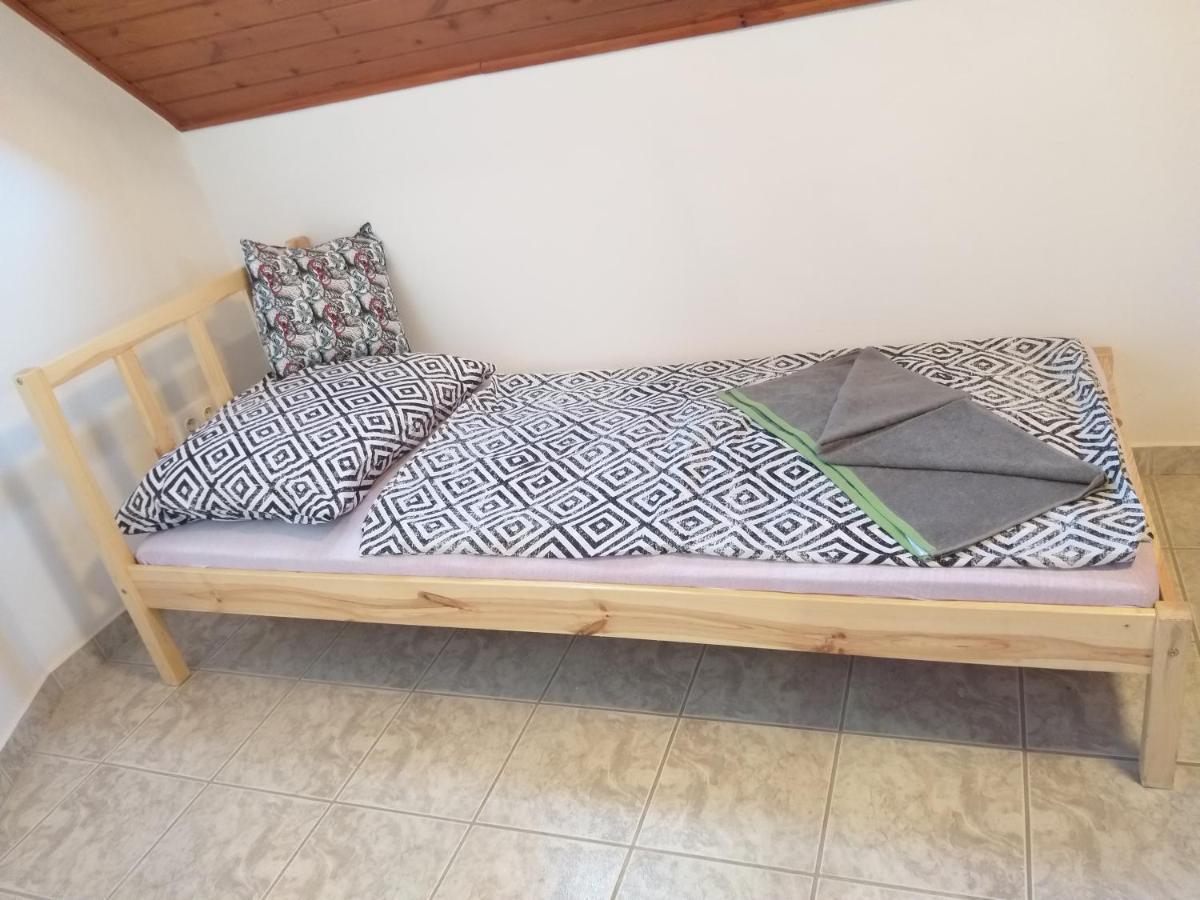 Aparthotel Azure House Keszthely Esterno foto