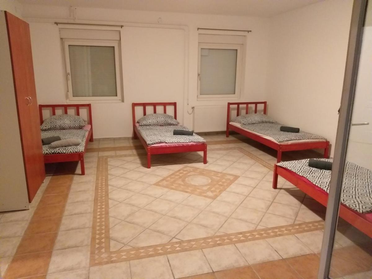 Aparthotel Azure House Keszthely Esterno foto