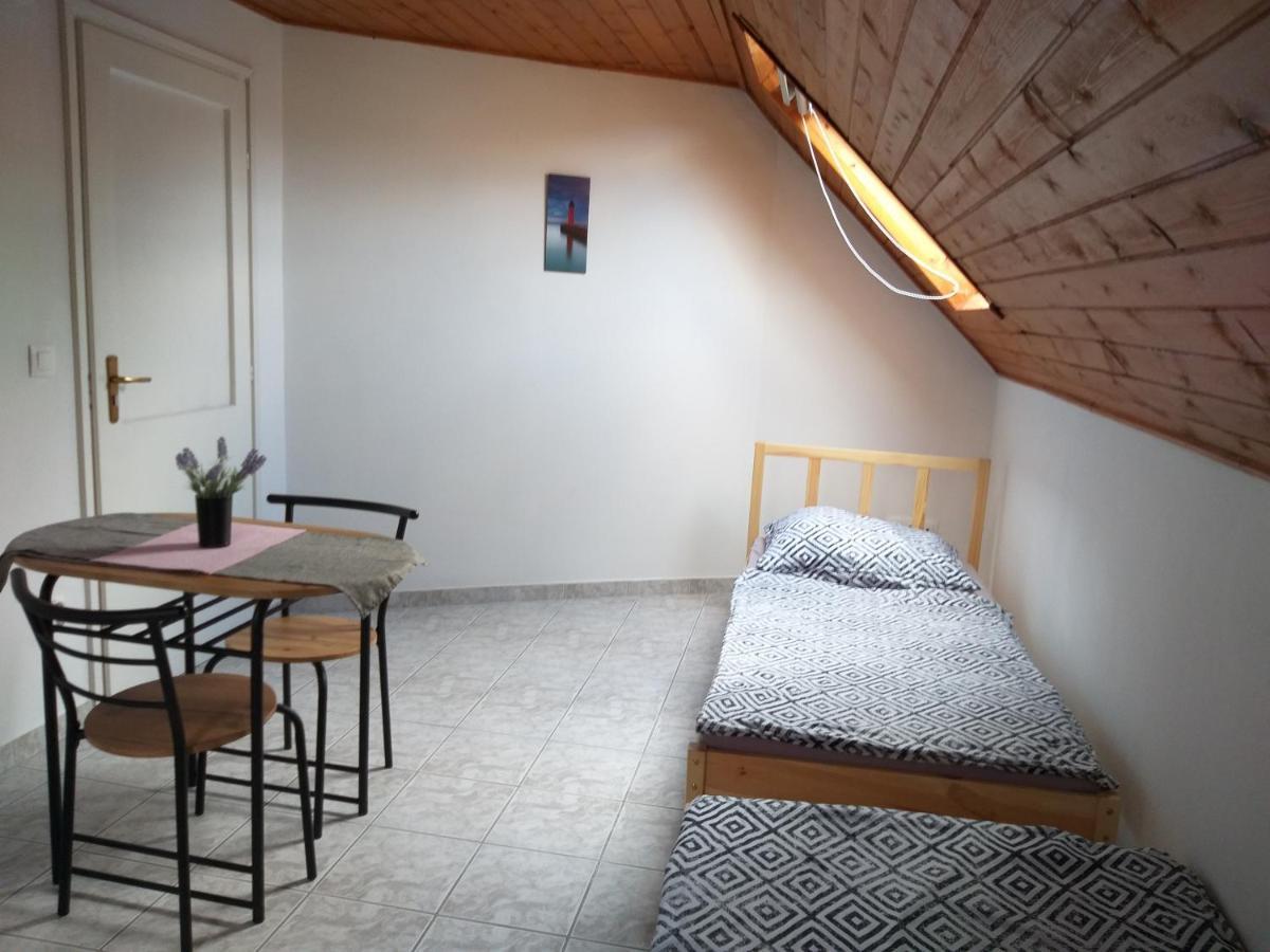 Aparthotel Azure House Keszthely Esterno foto
