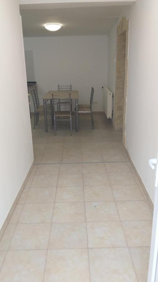 Aparthotel Azure House Keszthely Esterno foto