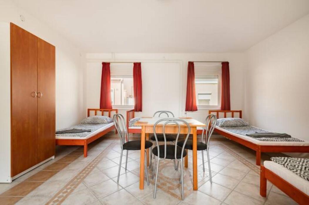 Aparthotel Azure House Keszthely Esterno foto