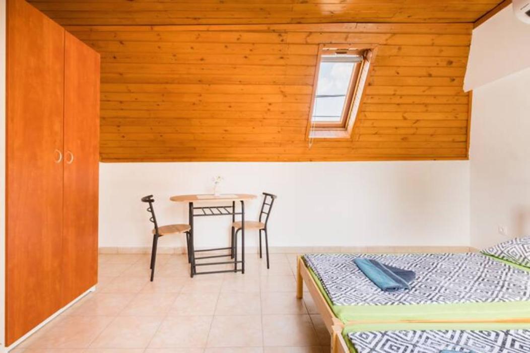 Aparthotel Azure House Keszthely Esterno foto