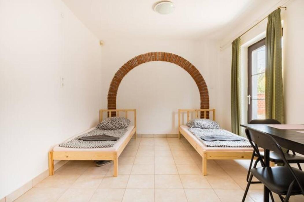 Aparthotel Azure House Keszthely Esterno foto