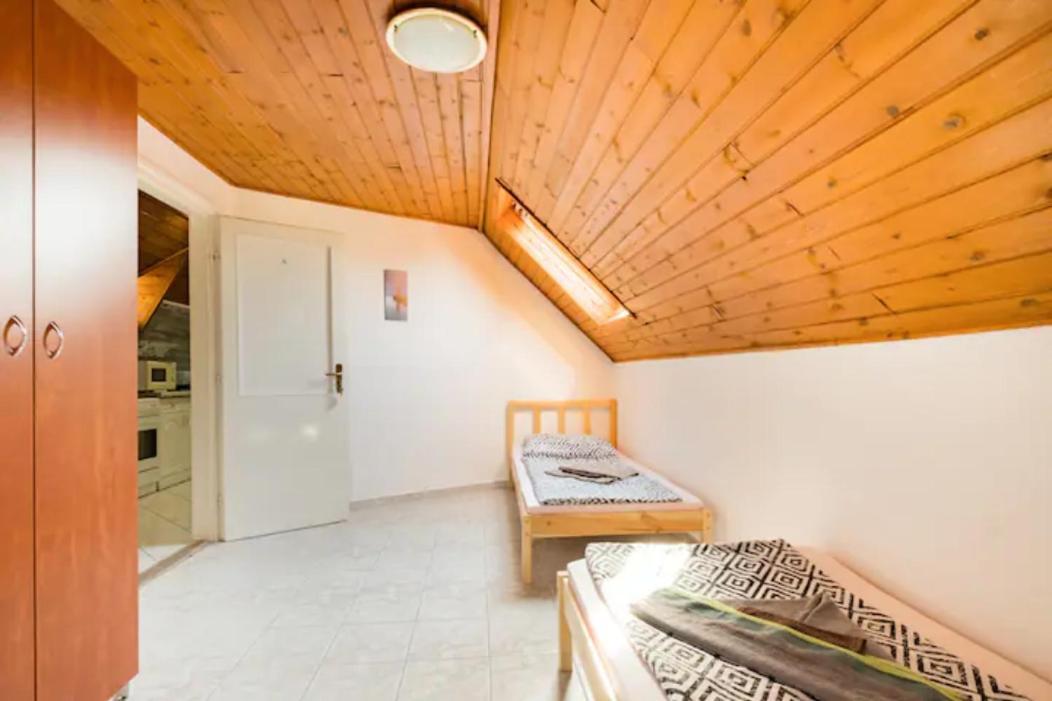 Aparthotel Azure House Keszthely Esterno foto